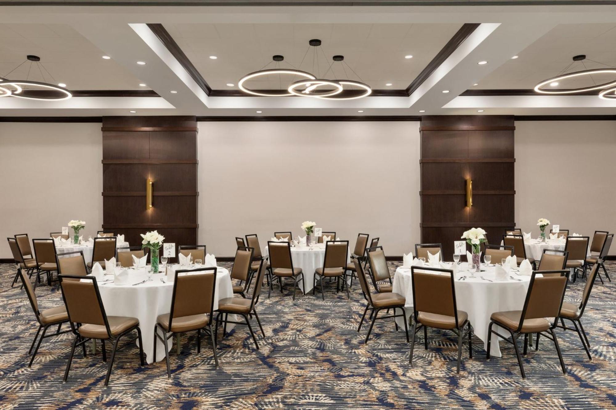 Holiday Inn Virginia Beach - Norfolk By Ihg Eksteriør billede
